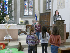 Tag des "Ewigen Gebetes" in St. Crescentius (Foto: Karl-Franz Thiede)